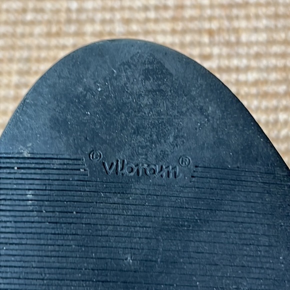 Allen Edmonds Grayson Black Tassel Loafer 9.5 - Picture 9 of 11